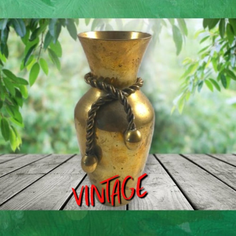 ⤵️Vintage solid Brass vase With Rope Desi… - Picture 2 of 11